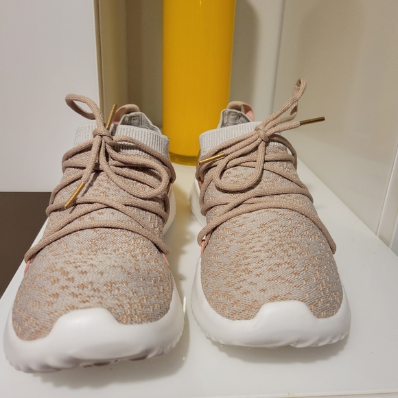 Ladies ADIDAS CLOUDFOAM Size 8.5 Rose Gold - Picture 3 of 8